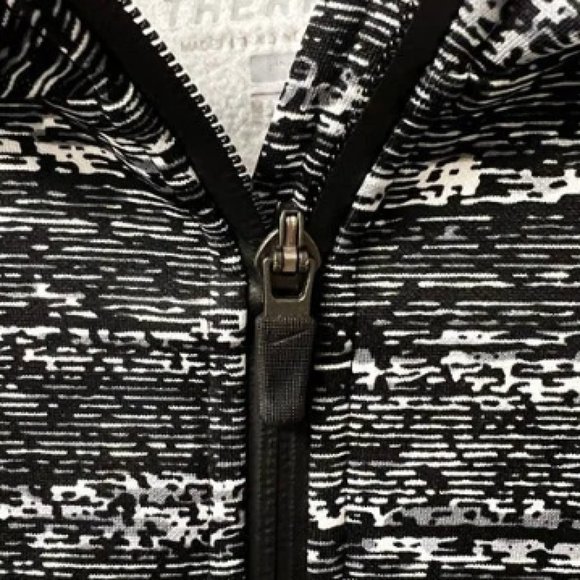 Nike Therma-Fit jacket size M - Picture 3 of 8